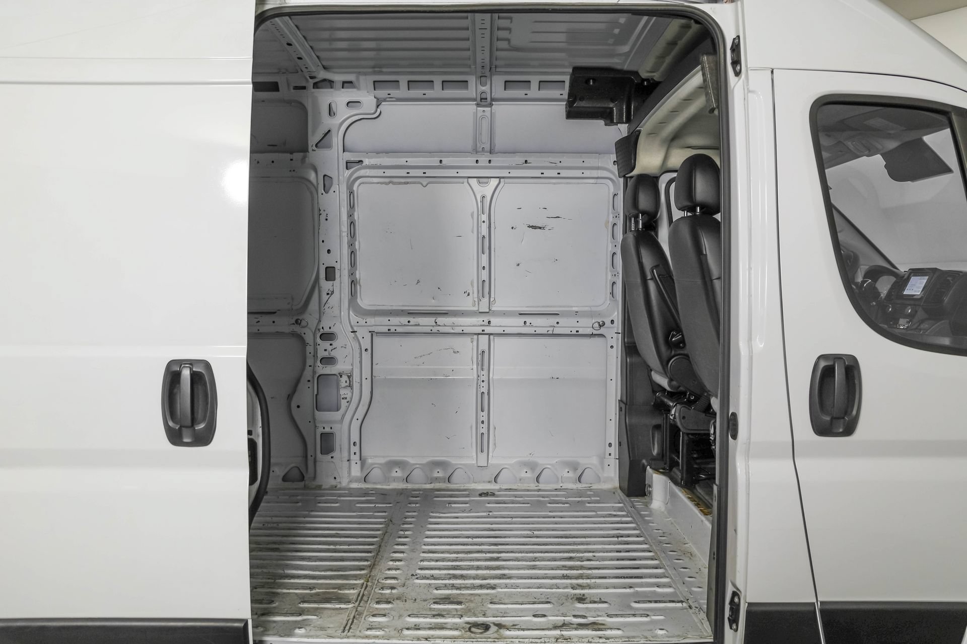 Used 2023 RAM ProMaster 2500 FWD image 36