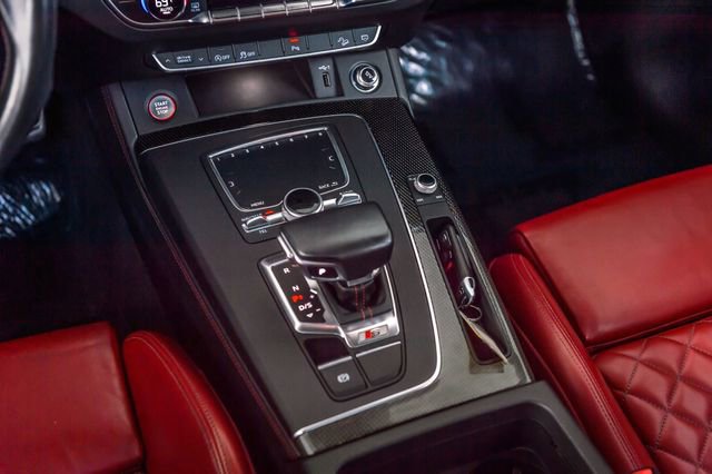 Used 2020 Audi SQ5 Premium Plus w/ Premium Plus Package image 31