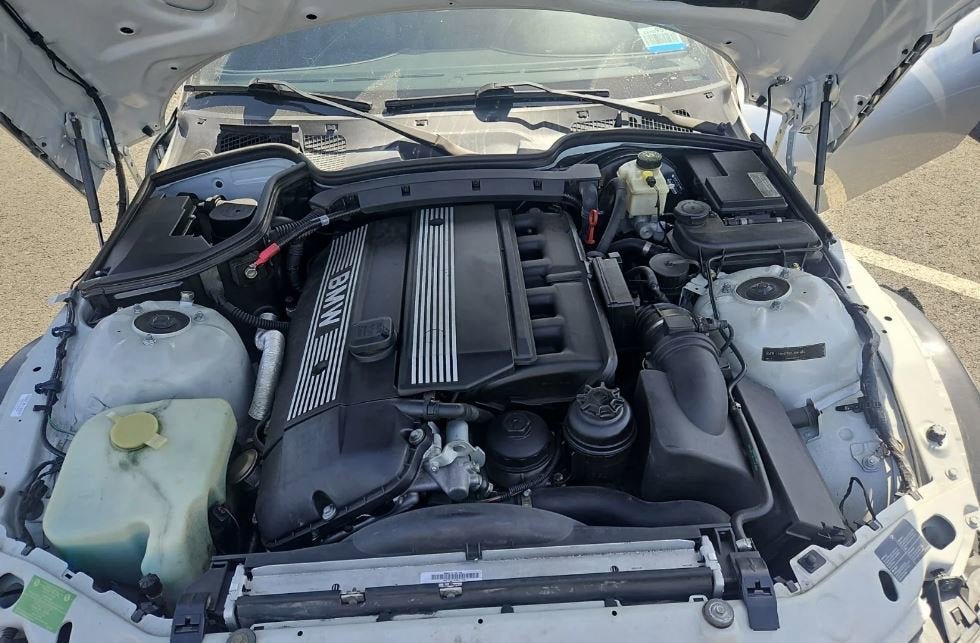 Used 2001 BMW Z3 3.0i RWD image 10