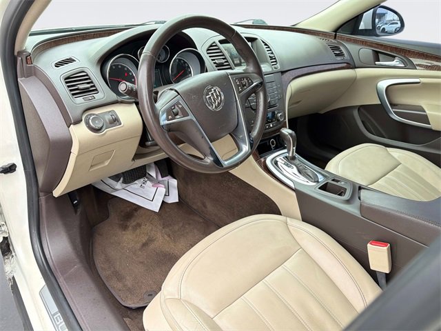 Used 2013 Buick Regal Leather image 22