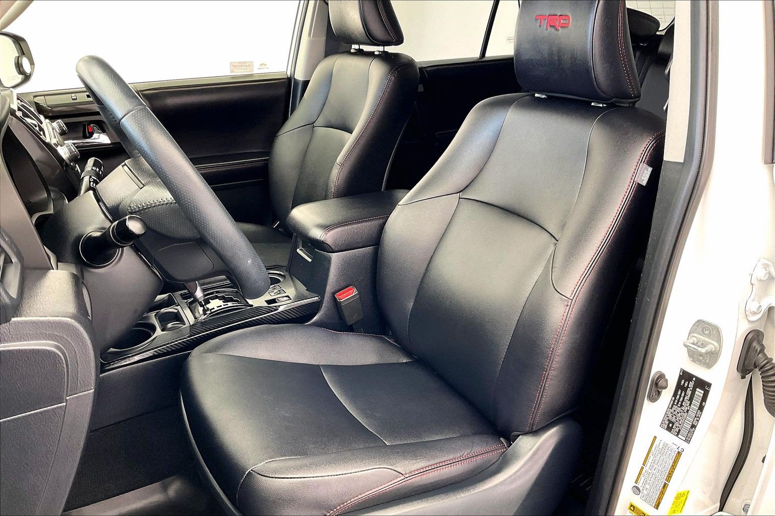Used 2017 Toyota 4Runner TRD Off-Road Premium AWD/4WD image 18