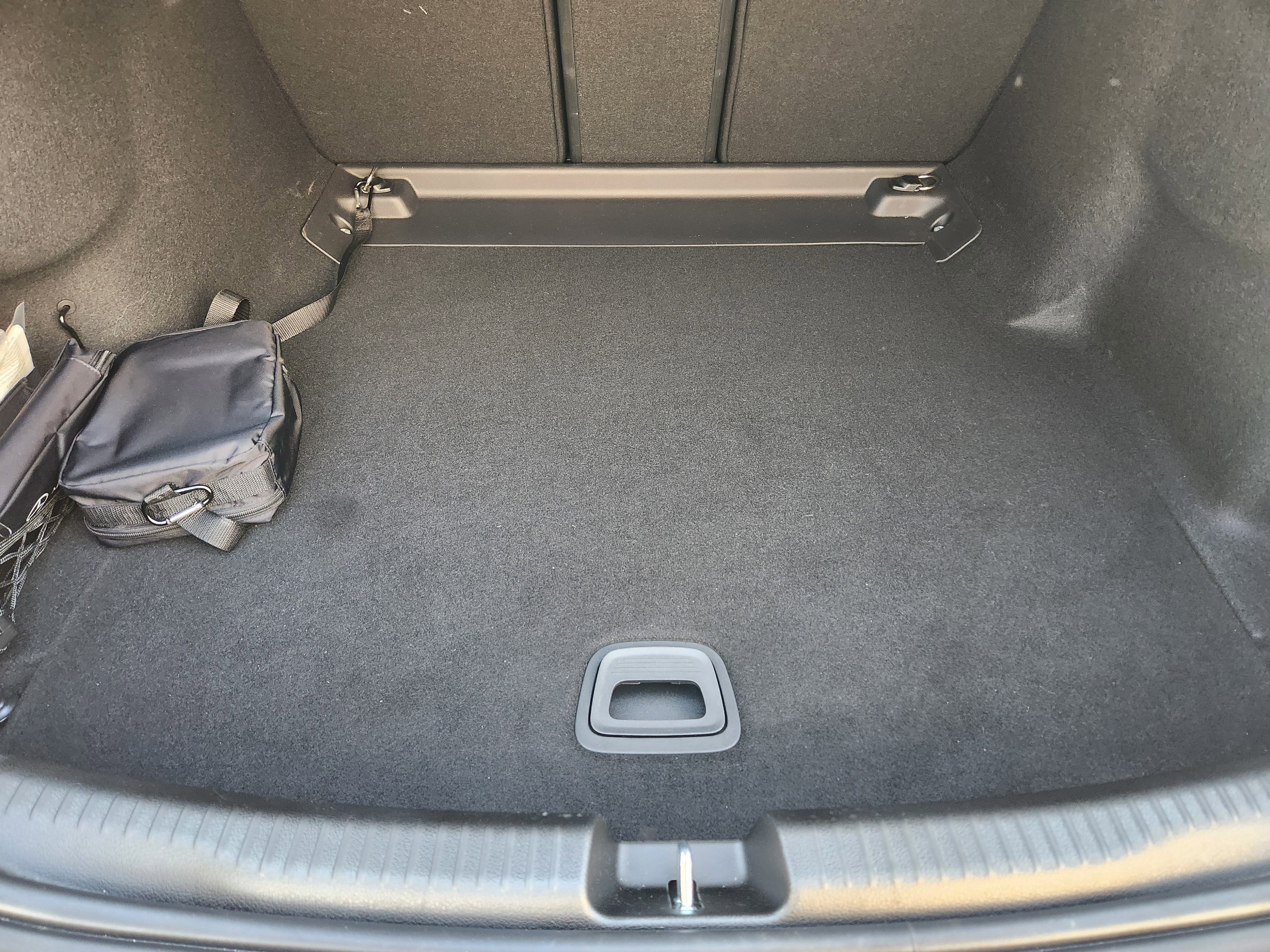 Used 2025 Mercedes-Benz C 300 Sedan image 32