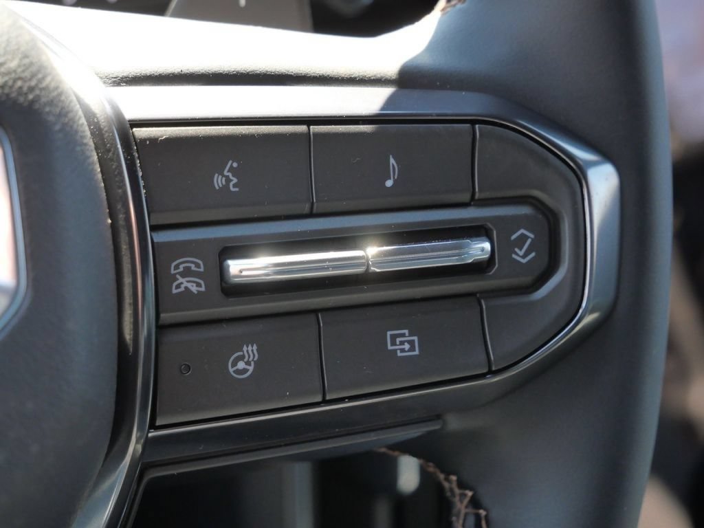 New 2026 GMC Acadia AT4 w/ Luxury Package AWD/4WD image 56