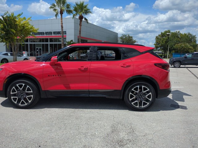 Used 2024 Chevrolet Blazer RS w/ Enhanced Convenience Package FWD image 9