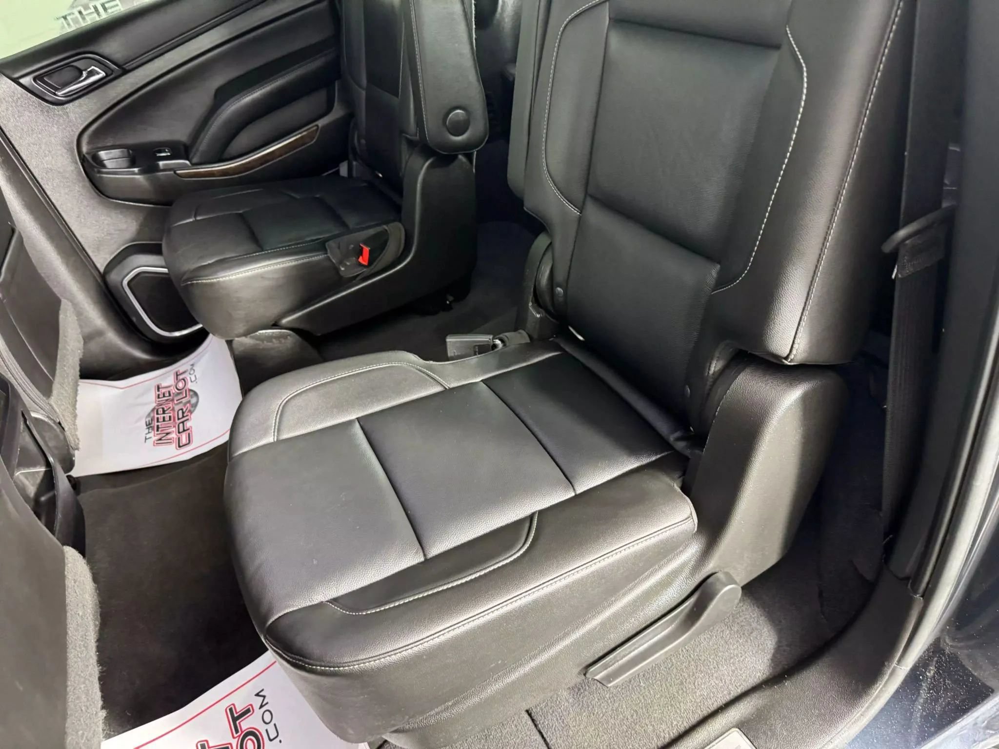 Used 2019 Chevrolet Suburban LT AWD/4WD image 40