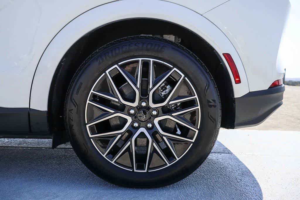 Used 2025 Ford Mustang Mach-E Premium RWD image 10