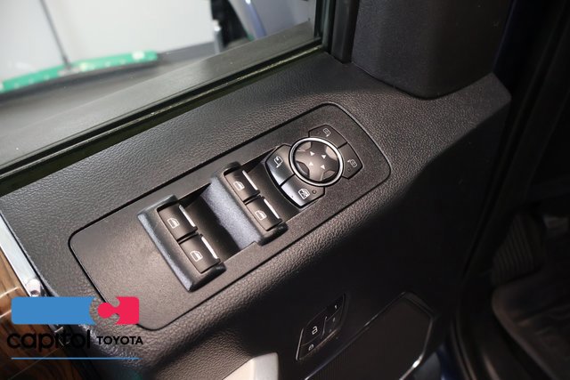 Used 2015 Ford F150 Lariat w/ Equipment Group 502A Luxury AWD/4WD image 10