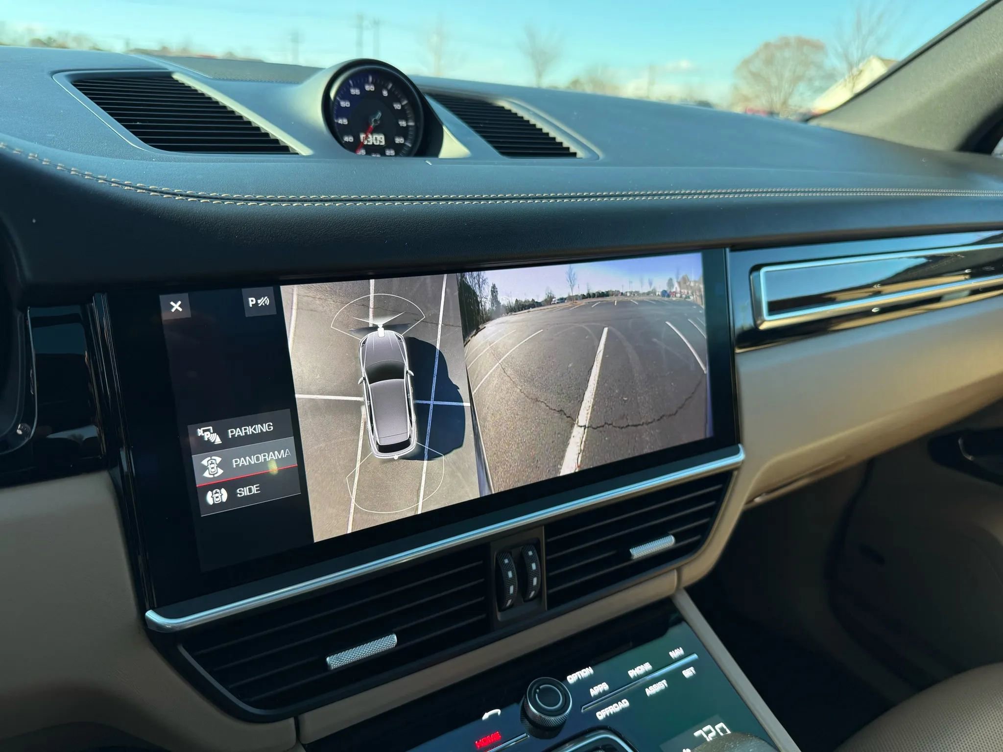 Used 2019 Porsche Cayenne S image 28