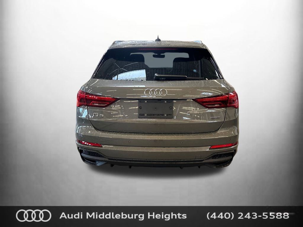 New 2025 Audi Q3 2.0T Premium image 4