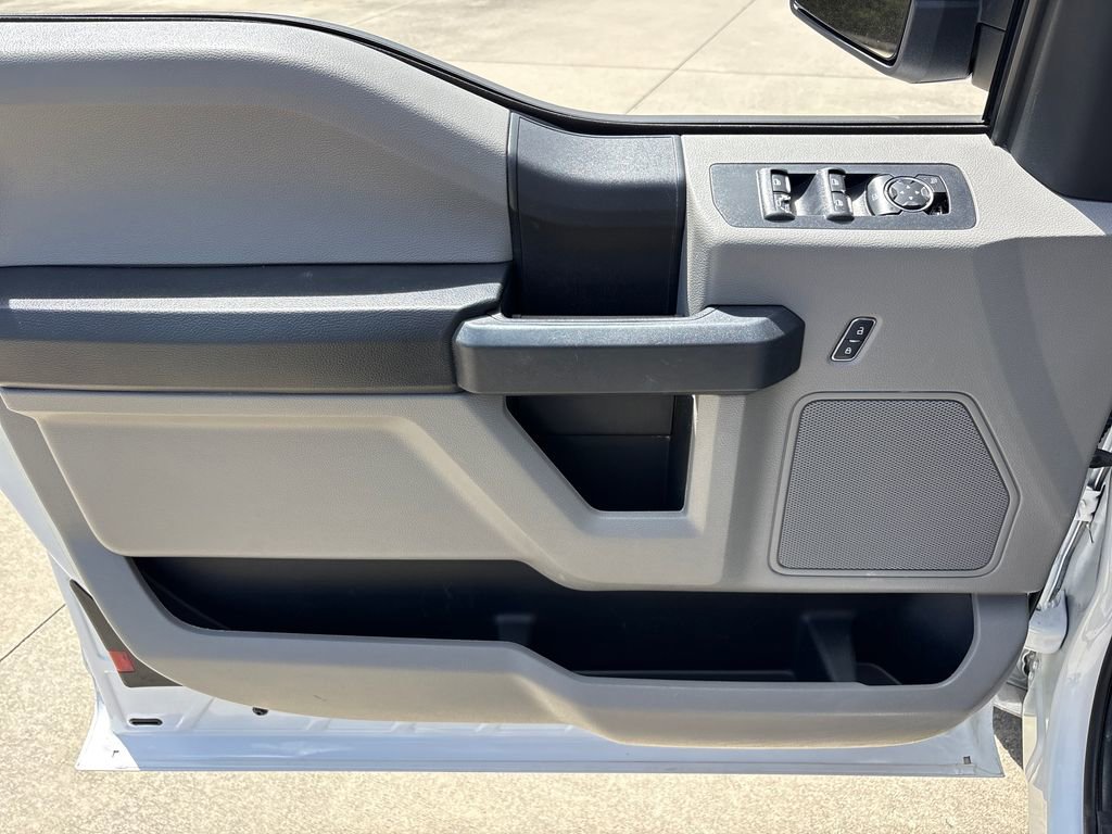 Used 2017 Ford F150 XL w/ Equipment Group 101A Mid RWD image 16