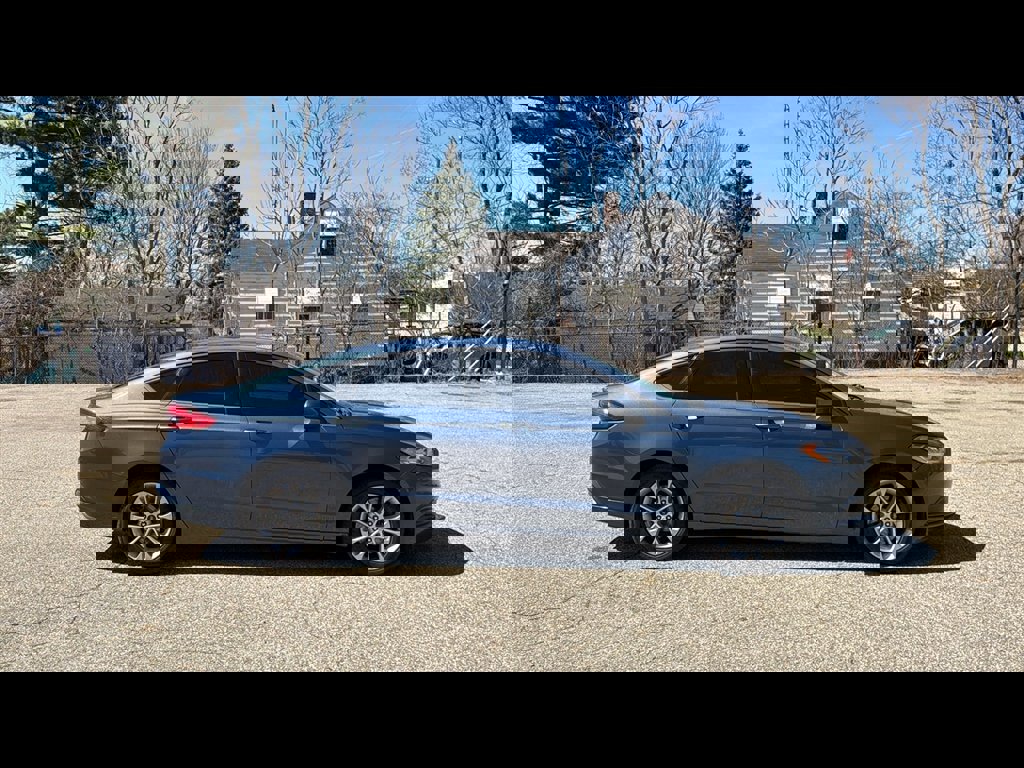 Used 2018 Ford Fusion S image 6