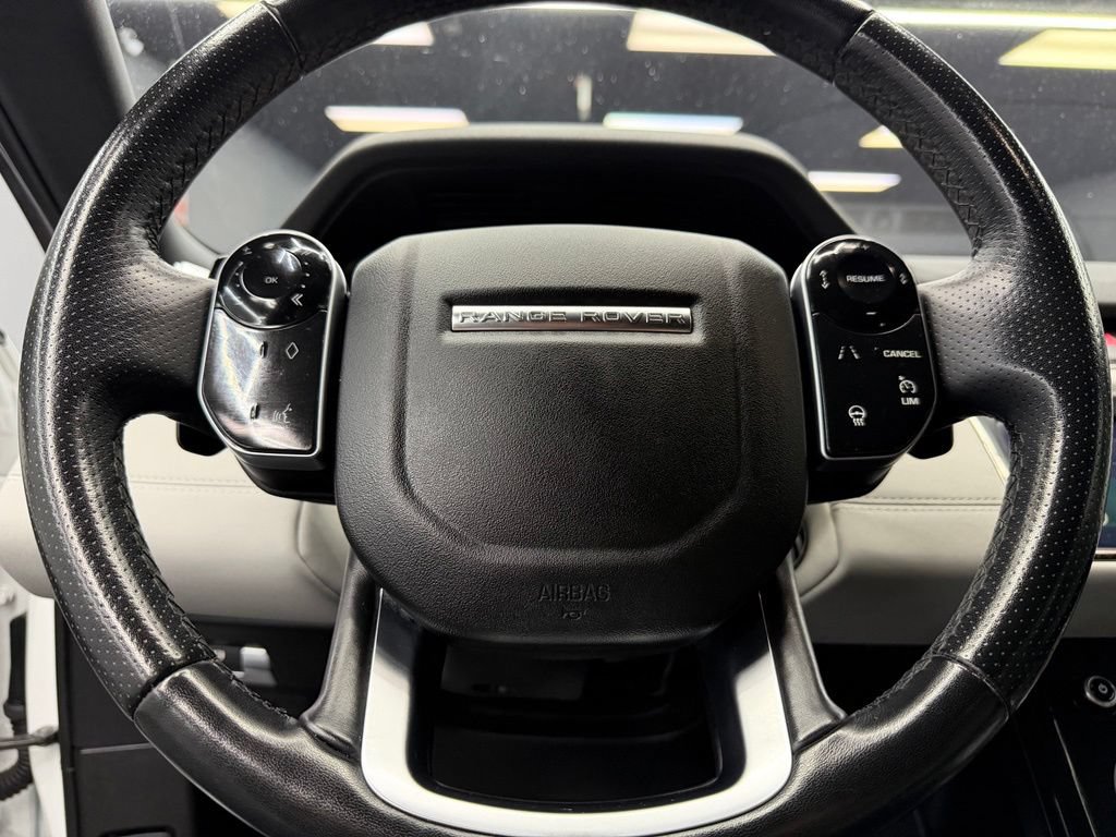 Used 2020 Land Rover Range Rover Evoque R-Dynamic S AWD/4WD image 22