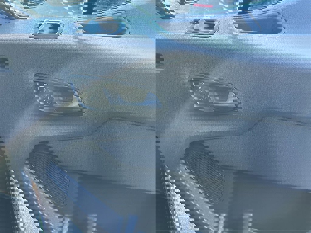 Used 2022 Ford Transit 250 image 41