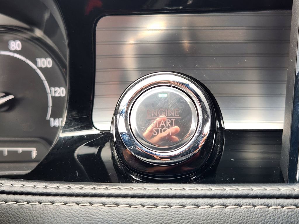 Used 2022 Lincoln Corsair AWD w/ Premium Package image 19