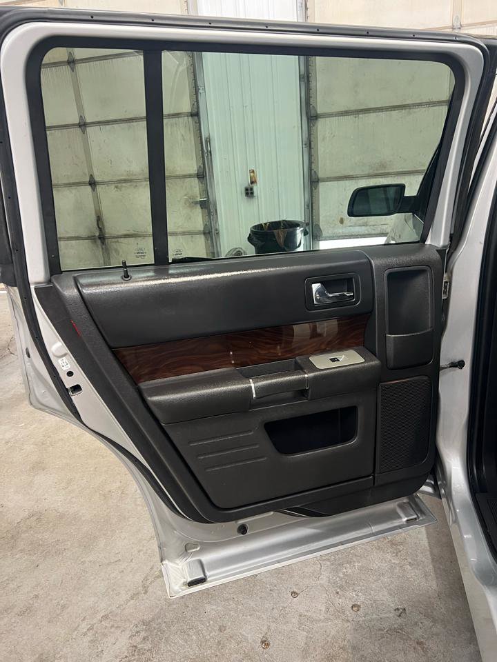Used 2011 Ford Flex SEL image 23