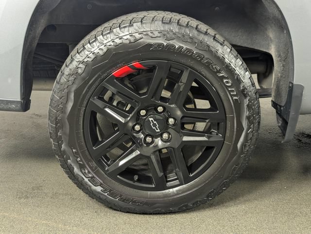 Used 2024 Chevrolet Silverado 1500 RST w/ Redline Edition AWD/4WD image 14