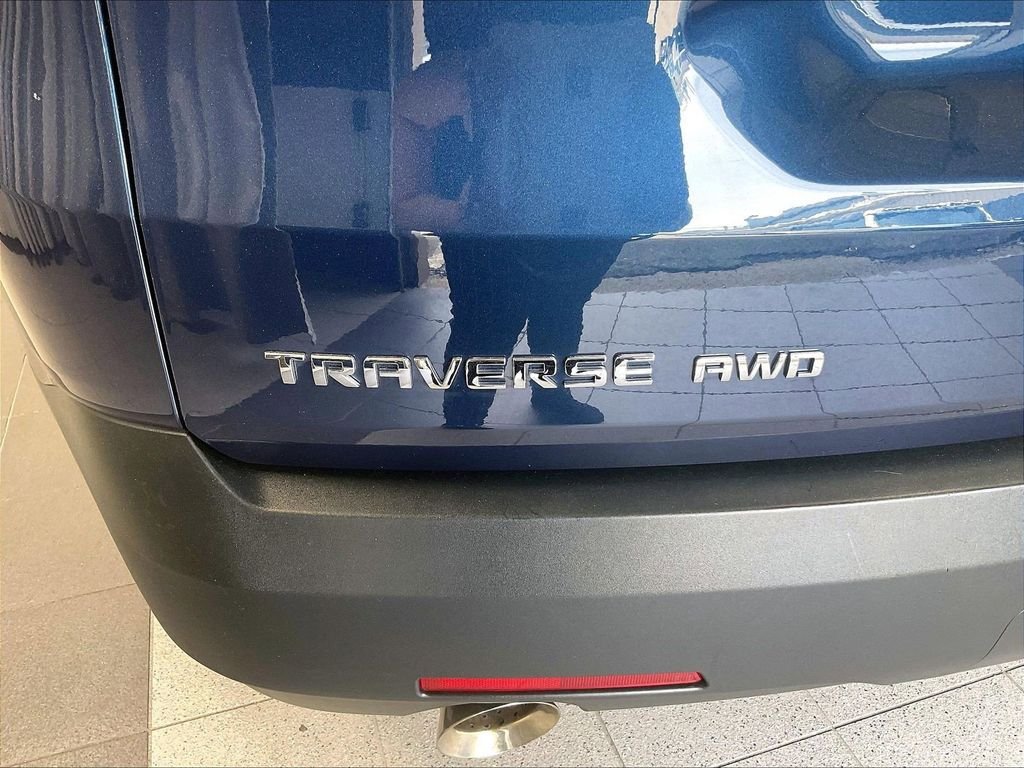 Used 2023 Chevrolet Traverse LT AWD/4WD image 29