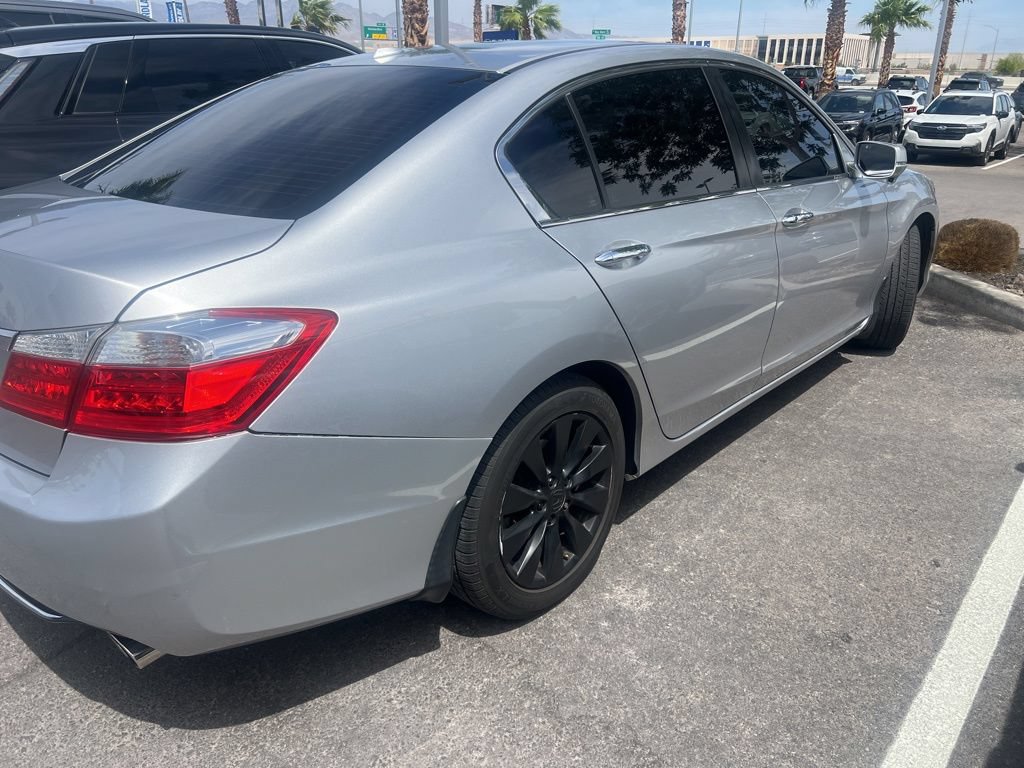 Used 2015 Honda Accord EX-L image 31