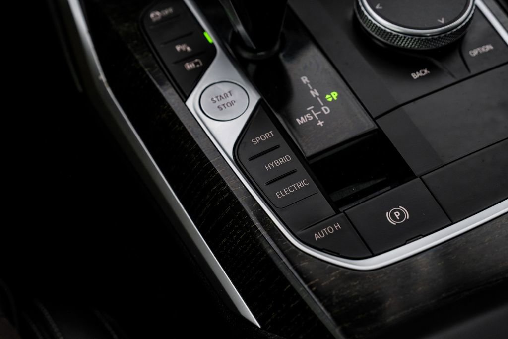 Used 2022 BMW 330e xDrive w/ Driving Assistance Package image 26