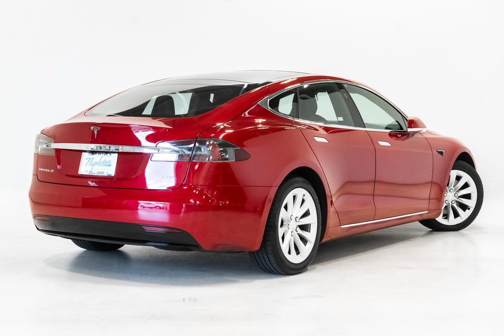 Used 2017 Tesla Model S 100D AWD/4WD image 29