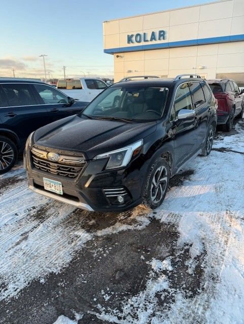 Used 2022 Subaru Forester Touring image 1