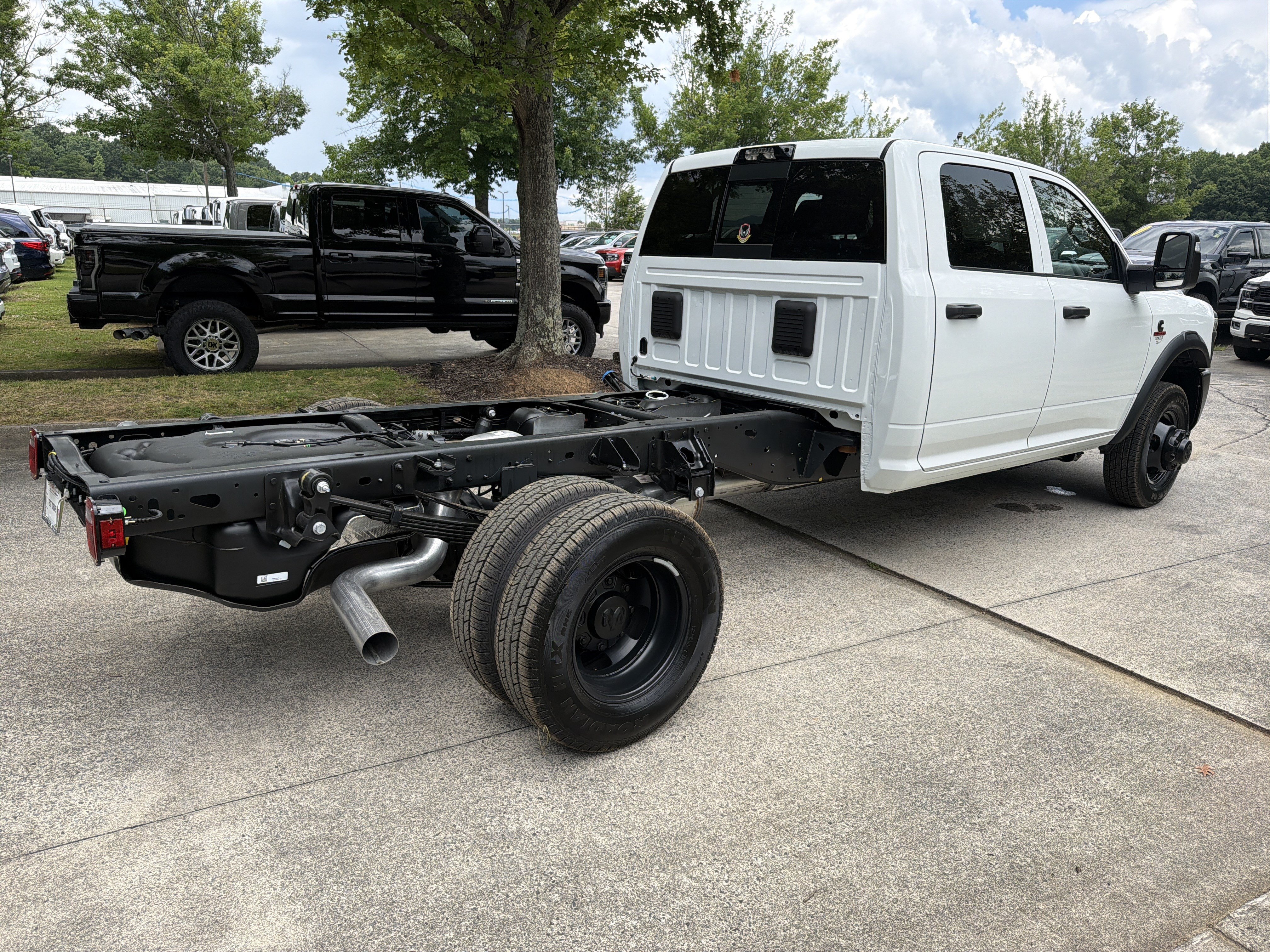 New 2026 RAM 3500 Tradesman AWD/4WD image 7