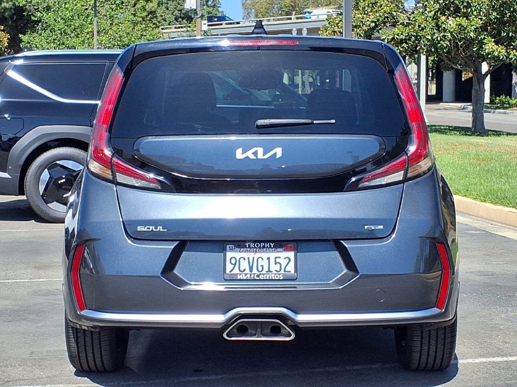 Certified 2023 Kia Soul GT-Line FWD image 5