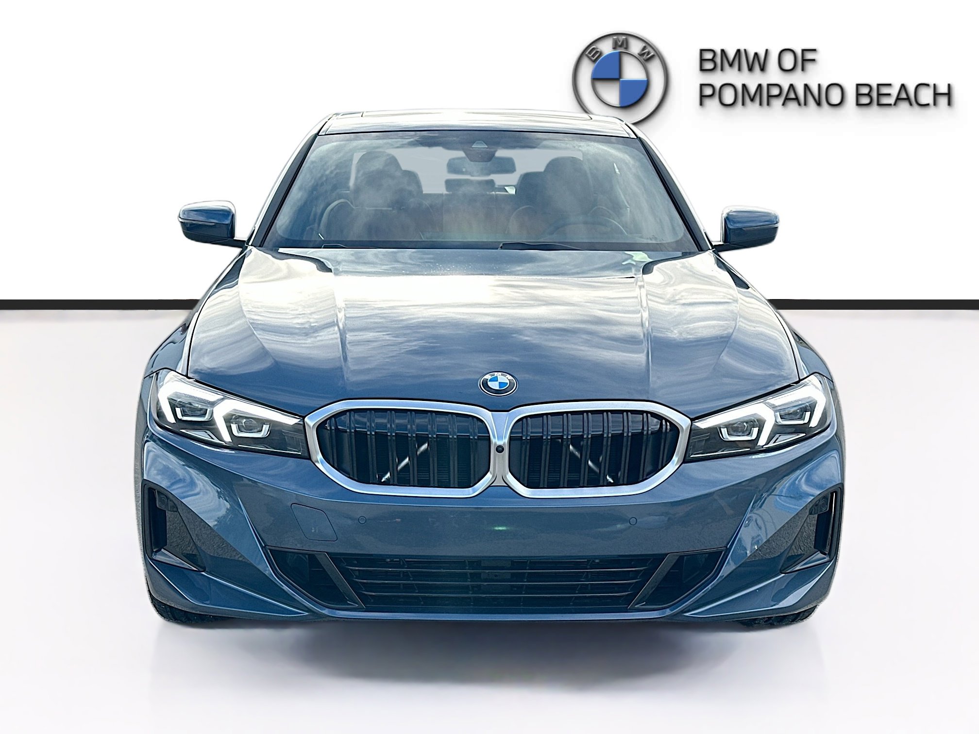 New 2026 BMW 330i Sedan w/ Premium Package image 2