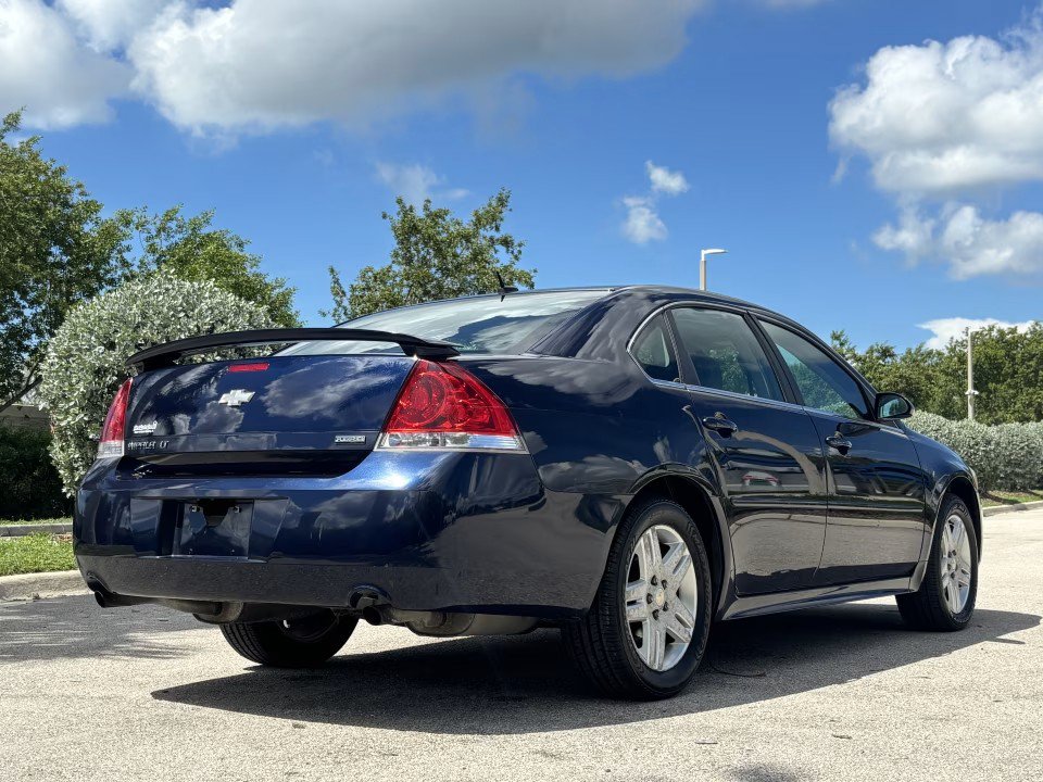 Used 2012 Chevrolet Impala LT FWD image 8