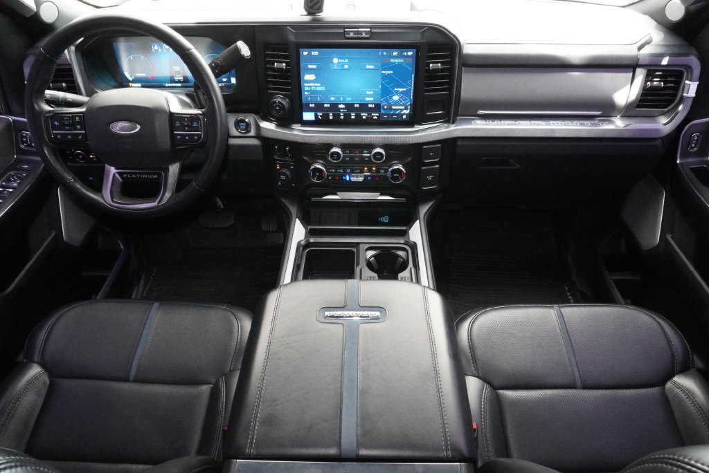 Used 2025 Ford F250 Platinum w/ FX4 Off-Road Package AWD/4WD image 28