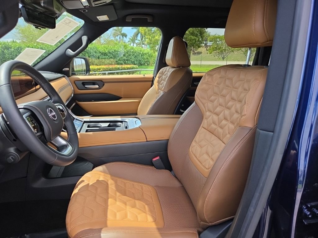Used 2025 Nissan Armada Platinum Reserve image 21