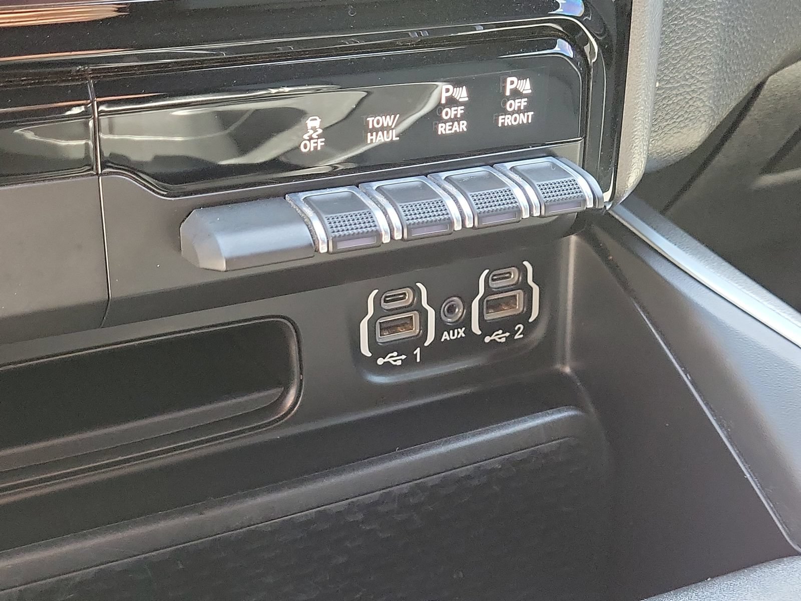 Used 2020 RAM 1500 Big Horn AWD/4WD image 27