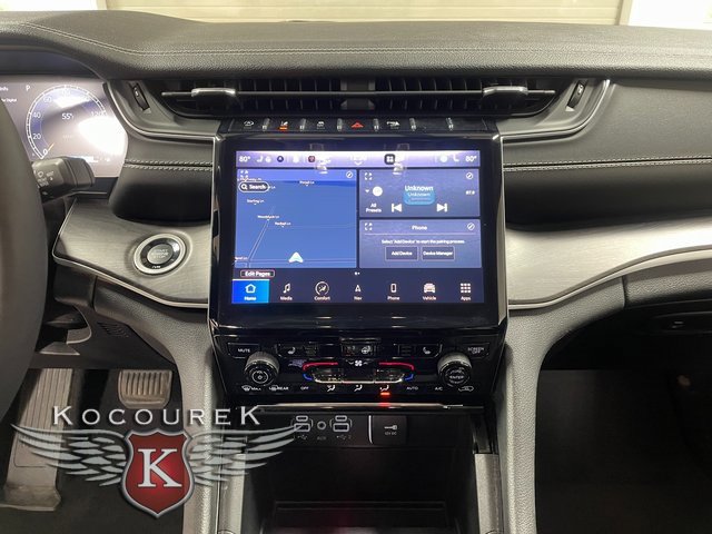 Used 2023 Jeep Grand Cherokee Limited image 16