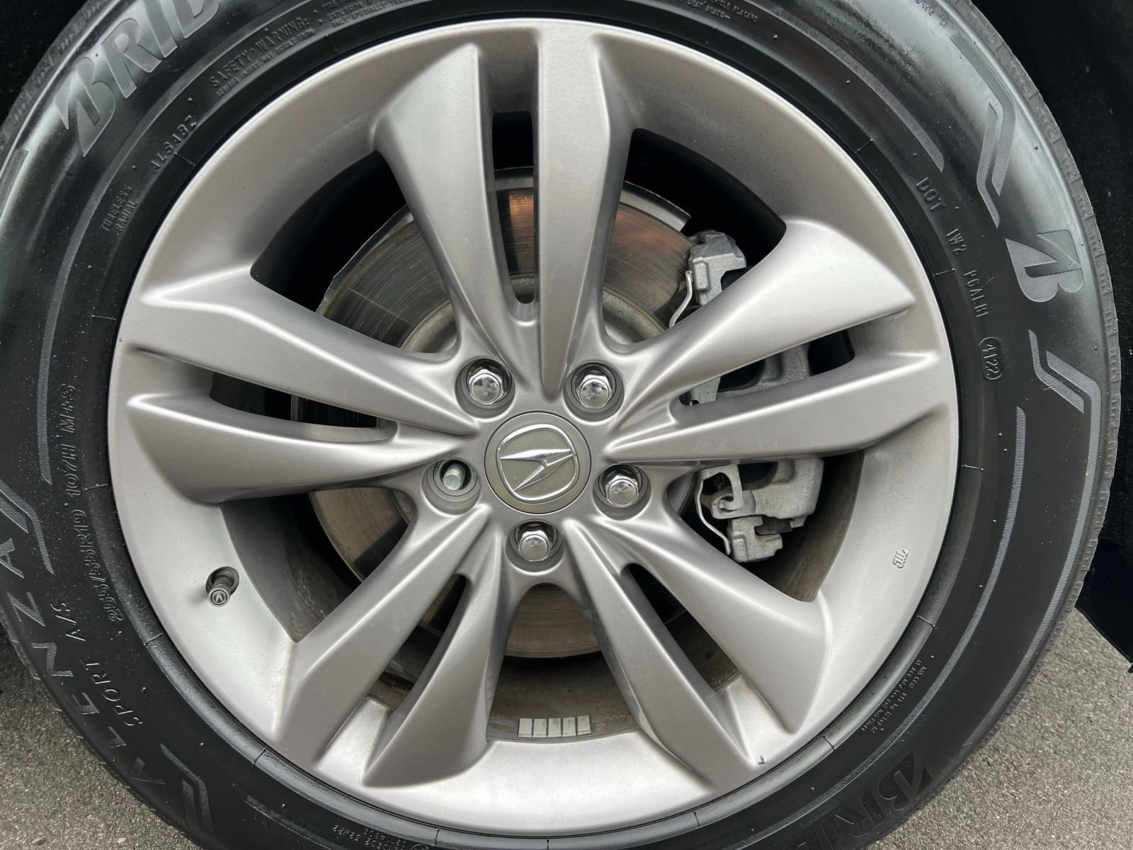 Used 2023 Acura MDX SH-AWD image 13