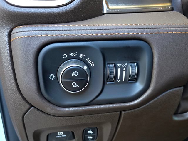 New 2026 RAM 1500 Limited w/ Trailer Tow Group AWD/4WD image 19