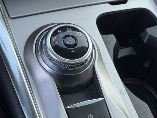 Used 2020 Ford Explorer Limited RWD image 21