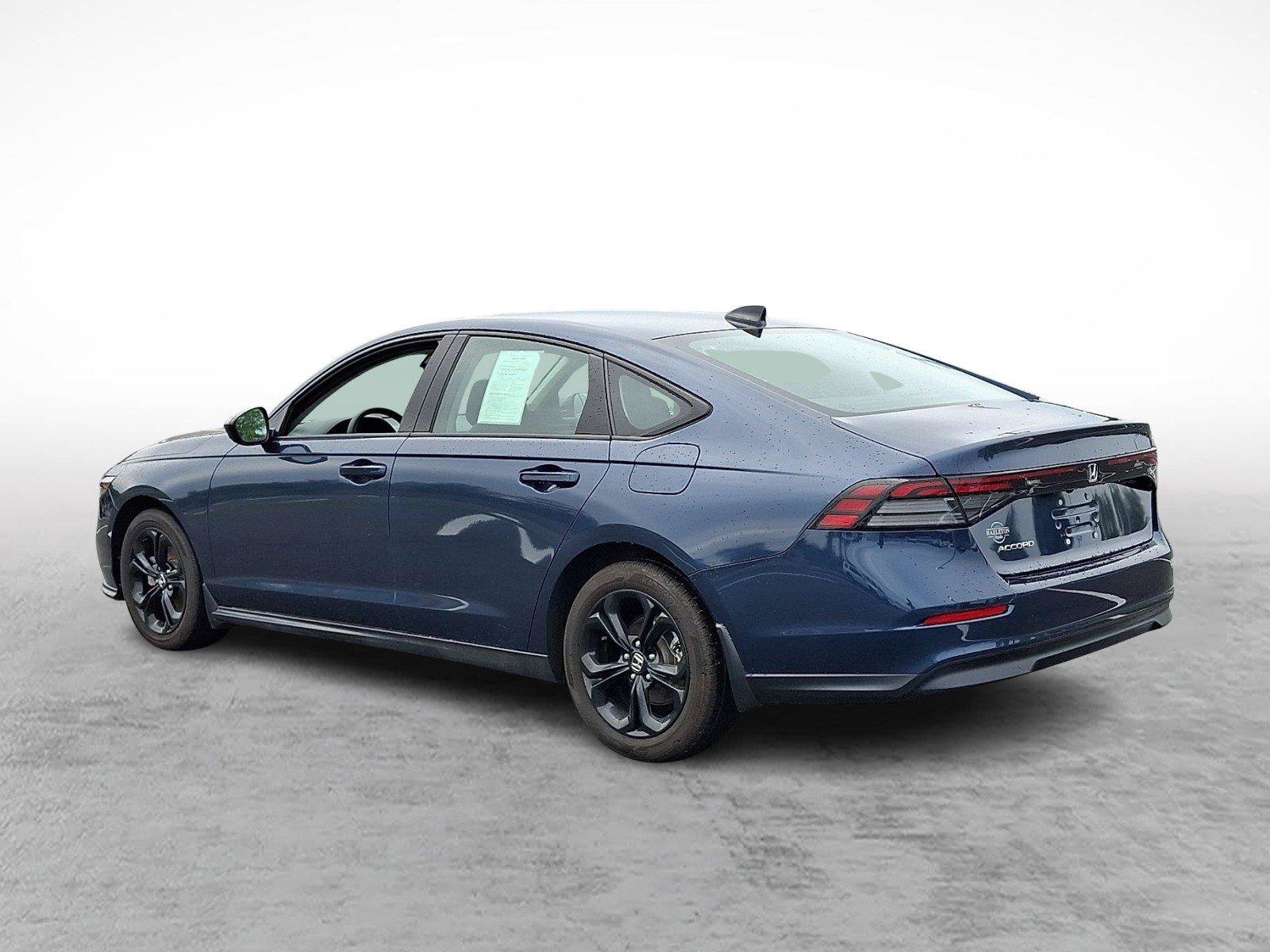 Used 2025 Honda Accord SE image 4