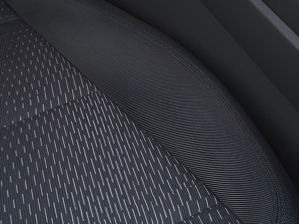 New 2025 Chevrolet Equinox LT w/ Safety and Technology Package FWD image 12