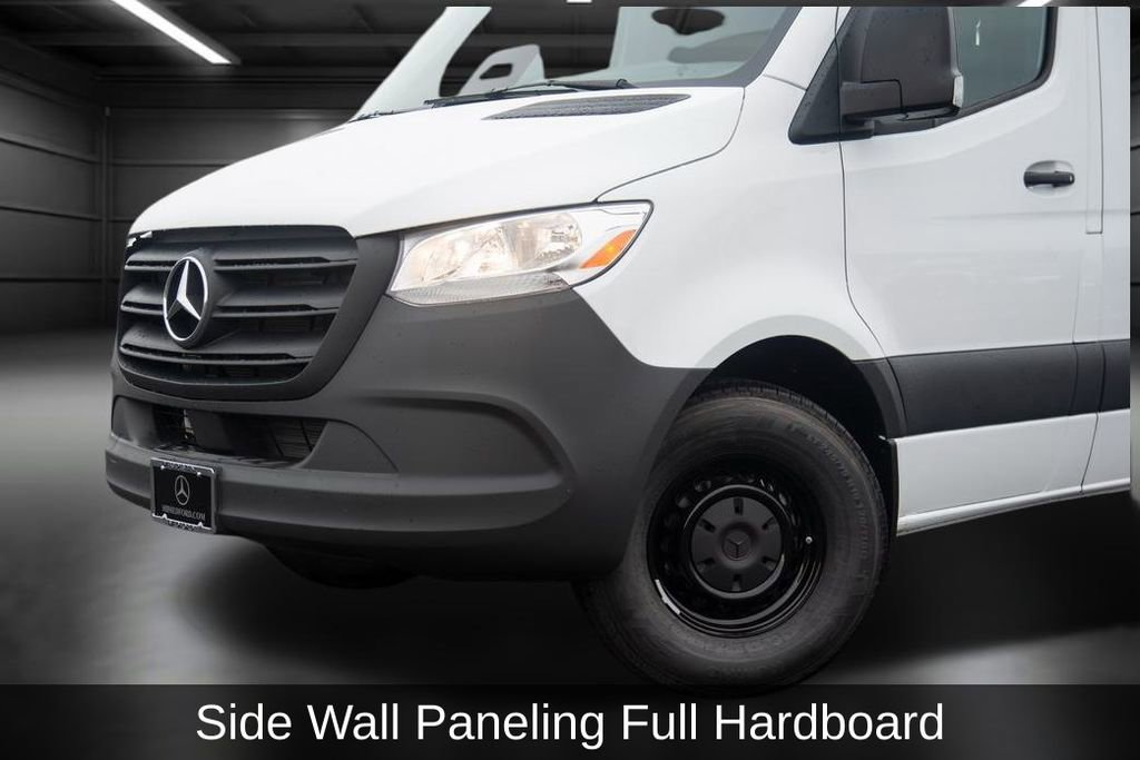 Used 2025 Mercedes-Benz Sprinter 2500 image 17