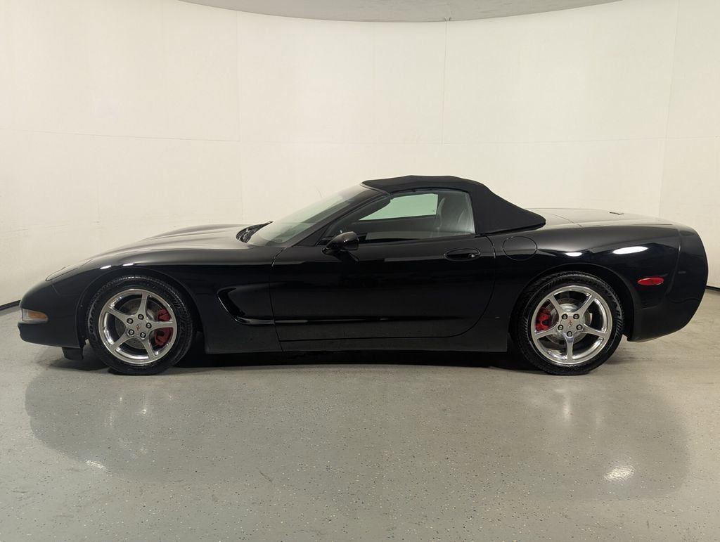 Used 2003 Chevrolet Corvette Convertible w/ Preferred Equipment Group1 image 4