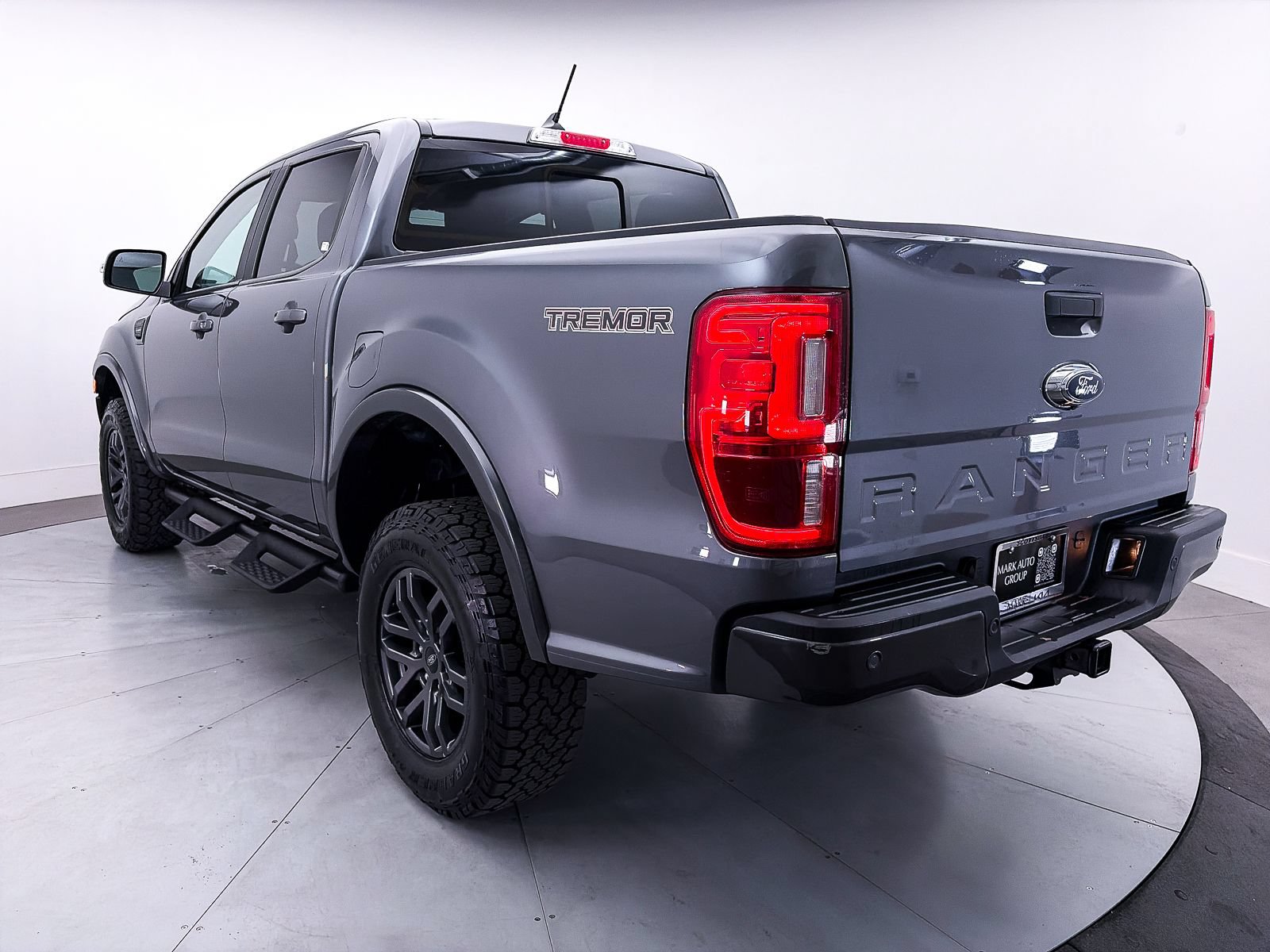 Used 2023 Ford Ranger Lariat w/ Tremor Off-Road Package AWD/4WD image 13