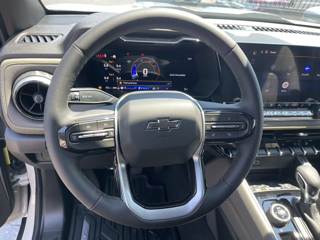 New 2026 Chevrolet Colorado ZR2 w/ Technology Package AWD/4WD image 14