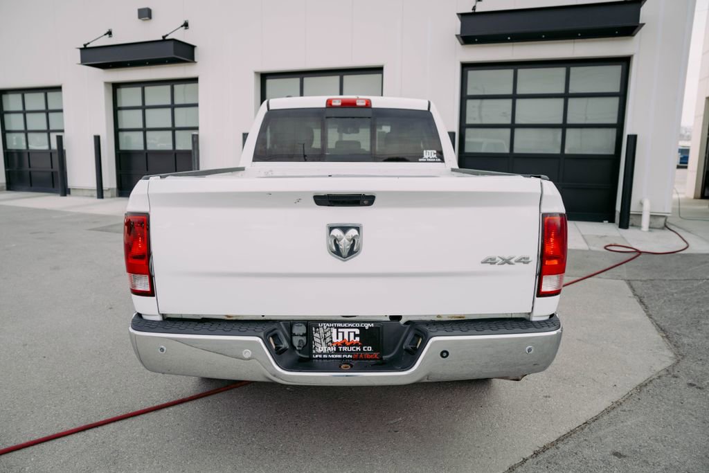 Used 2014 RAM 1500 Classic SLT w/ Luxury Group image 7