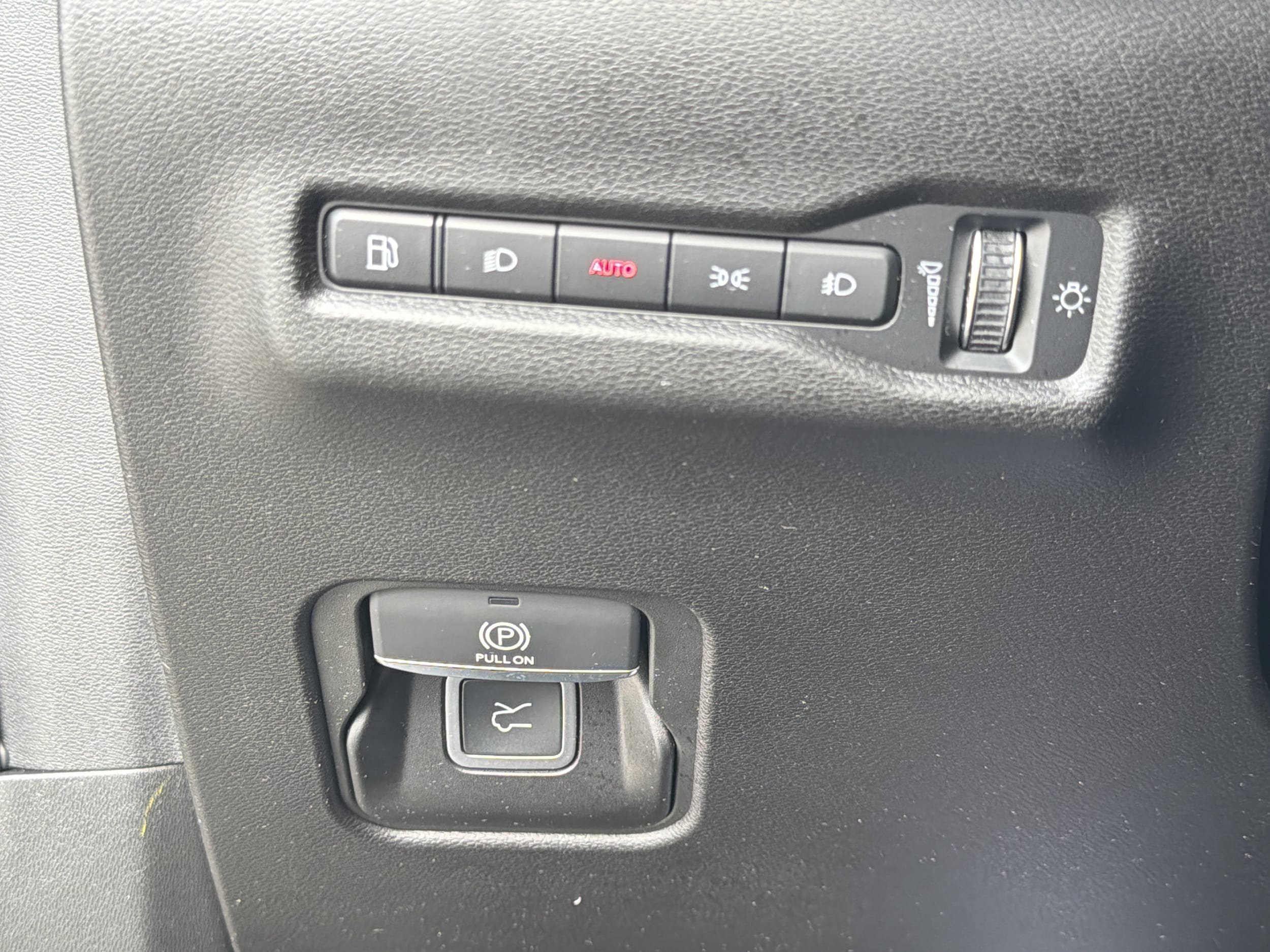 Used 2026 Jeep Cherokee Overland AWD/4WD image 18