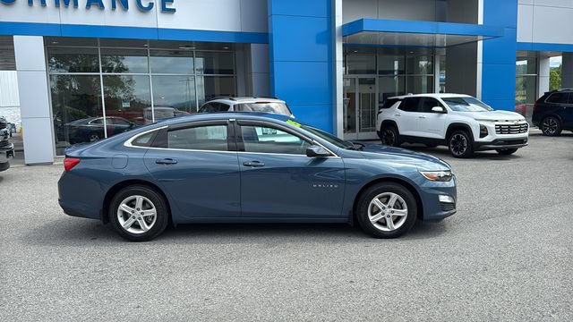 Used 2025 Chevrolet Malibu LS FWD image 4