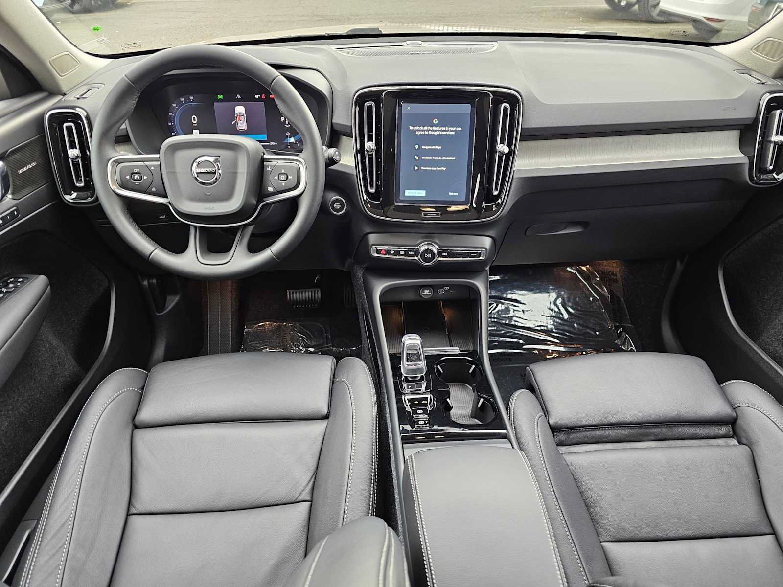 New 2025 Volvo XC40 B5 Plus w/ Climate Package AWD/4WD image 22