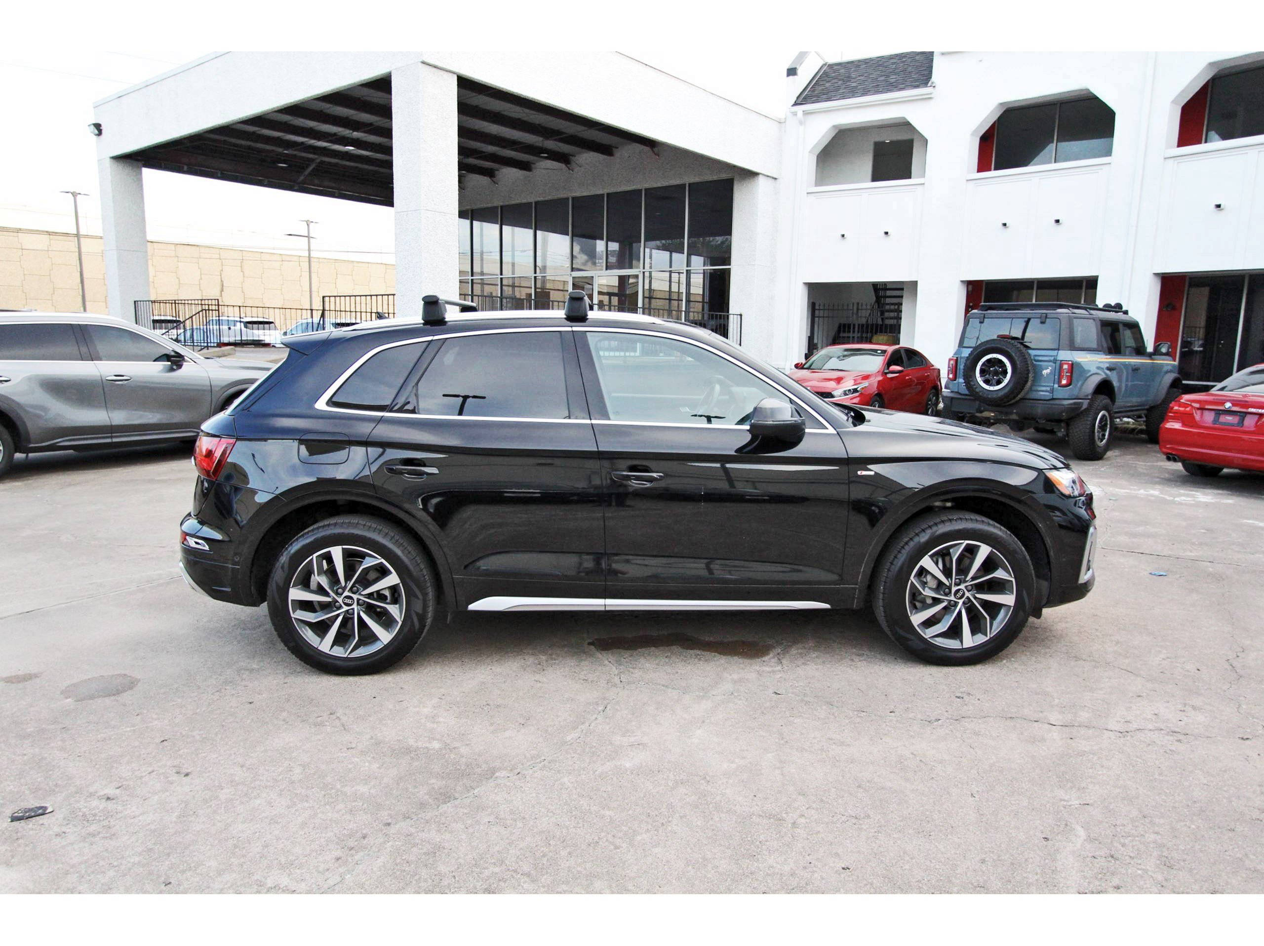 Used 2022 Audi Q5 2.0T Prestige w/ Prestige Package AWD/4WD image 8