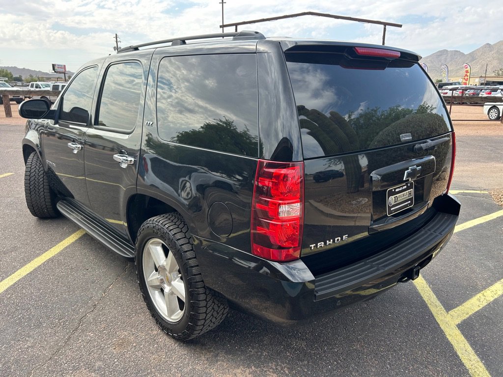 Used 2008 Chevrolet Tahoe LTZ w/ LTZ Preferred Equipment Group image 3