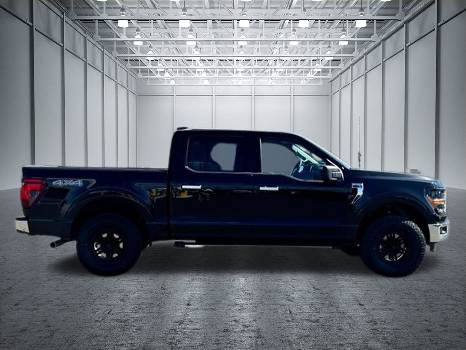 Used 2025 Ford F150 XLT w/ Equipment Group 301A Standard AWD/4WD image 5