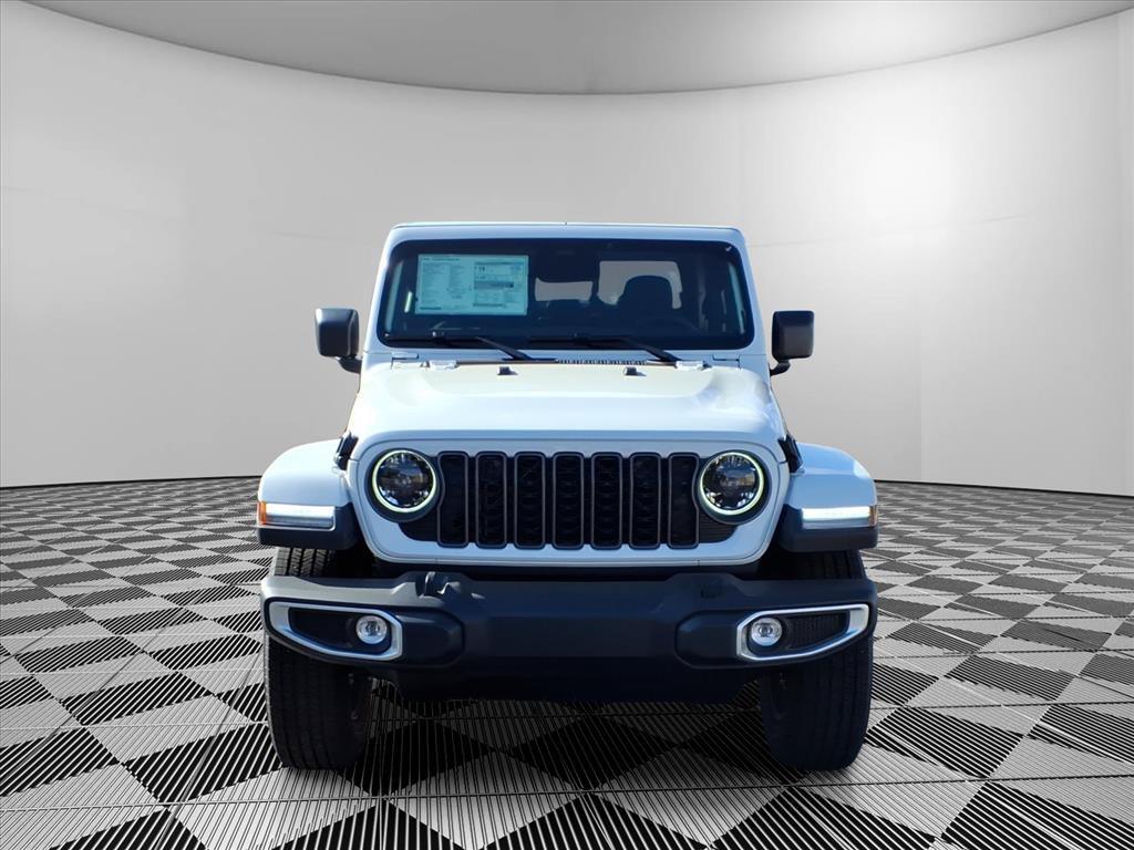 New 2026 Jeep Gladiator Sport AWD/4WD image 2